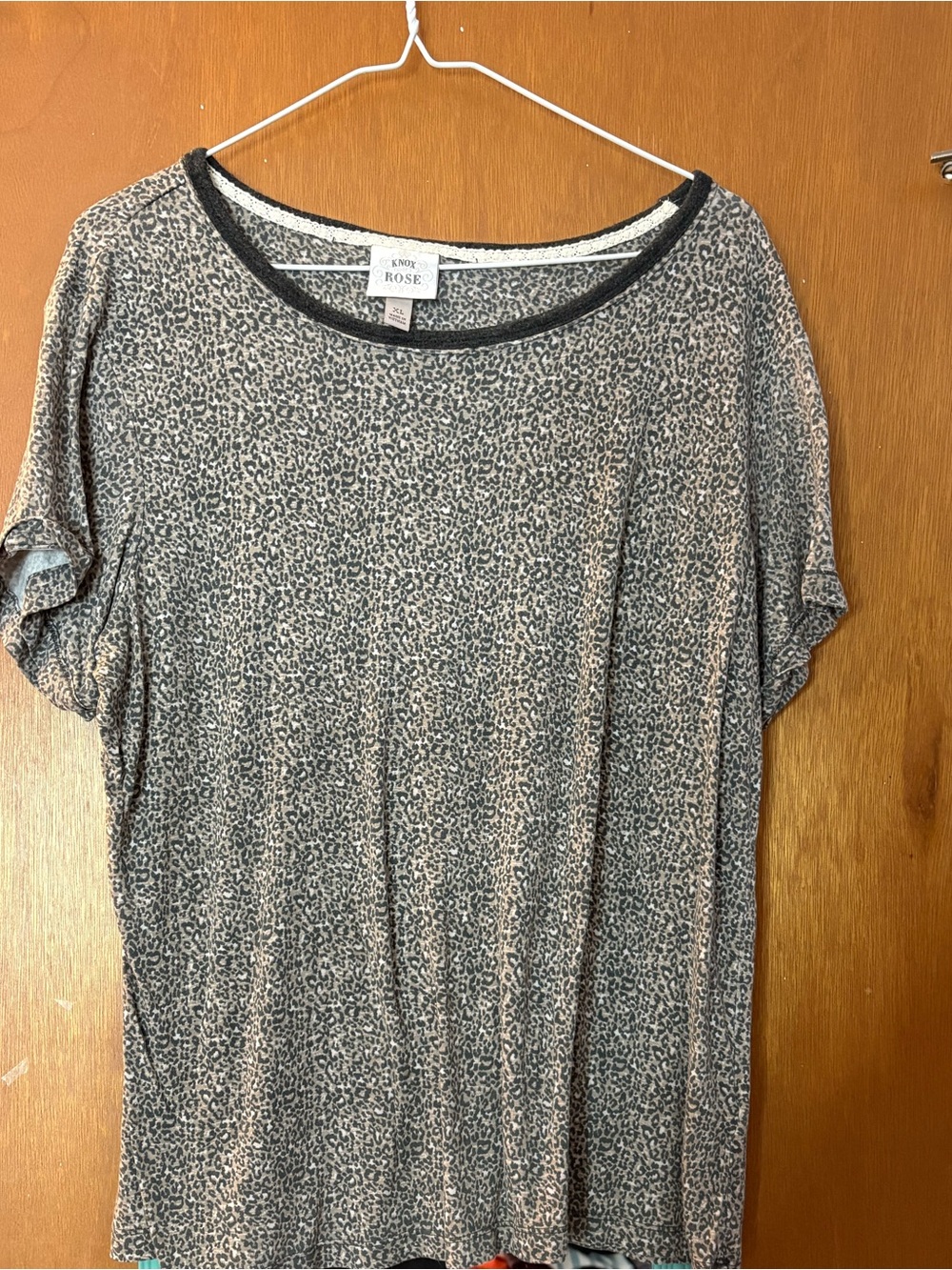 Knox rose top